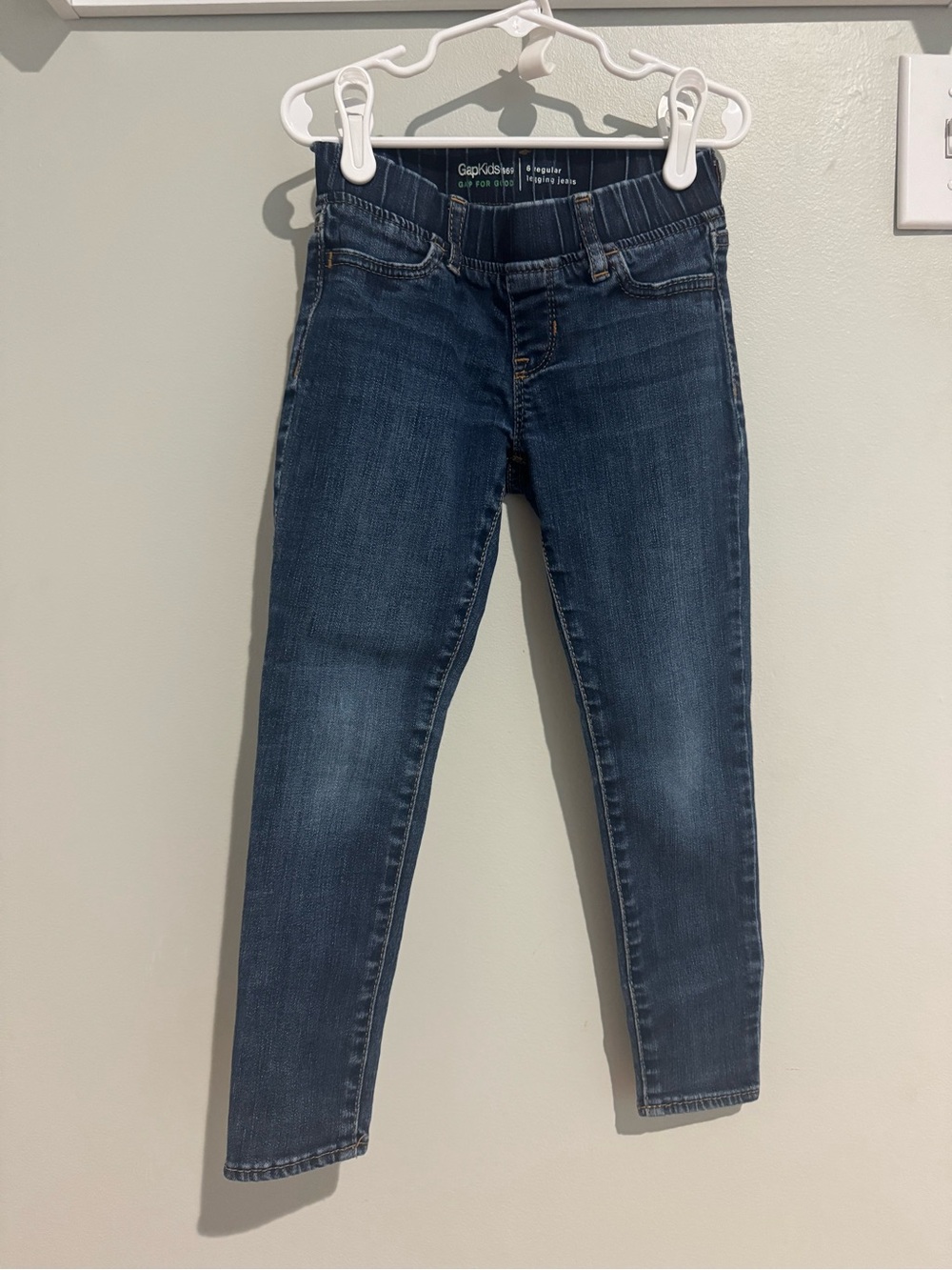 GAP Girls Size 6 Navy Stretch Skinny Jeans